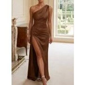 One-Shoulder Brown Maxi Dress with High Slit